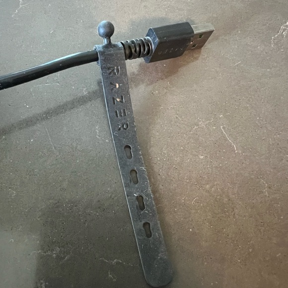 Razor Blackwindow v3 tenkeyless gaming keyboard, model no RZ03-0349 - Picture 6 of 9